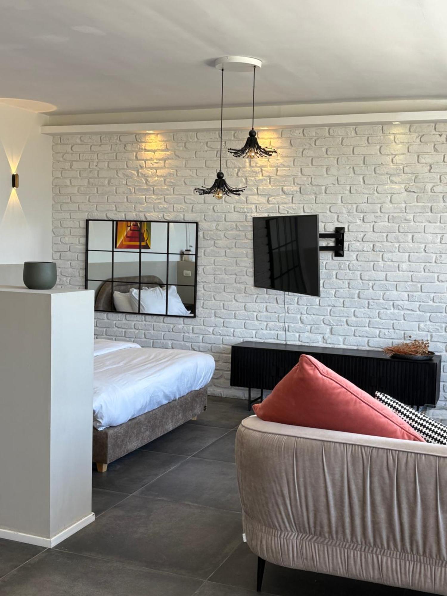 Urbanica Carmel- Apartments Хайфа Номер фото